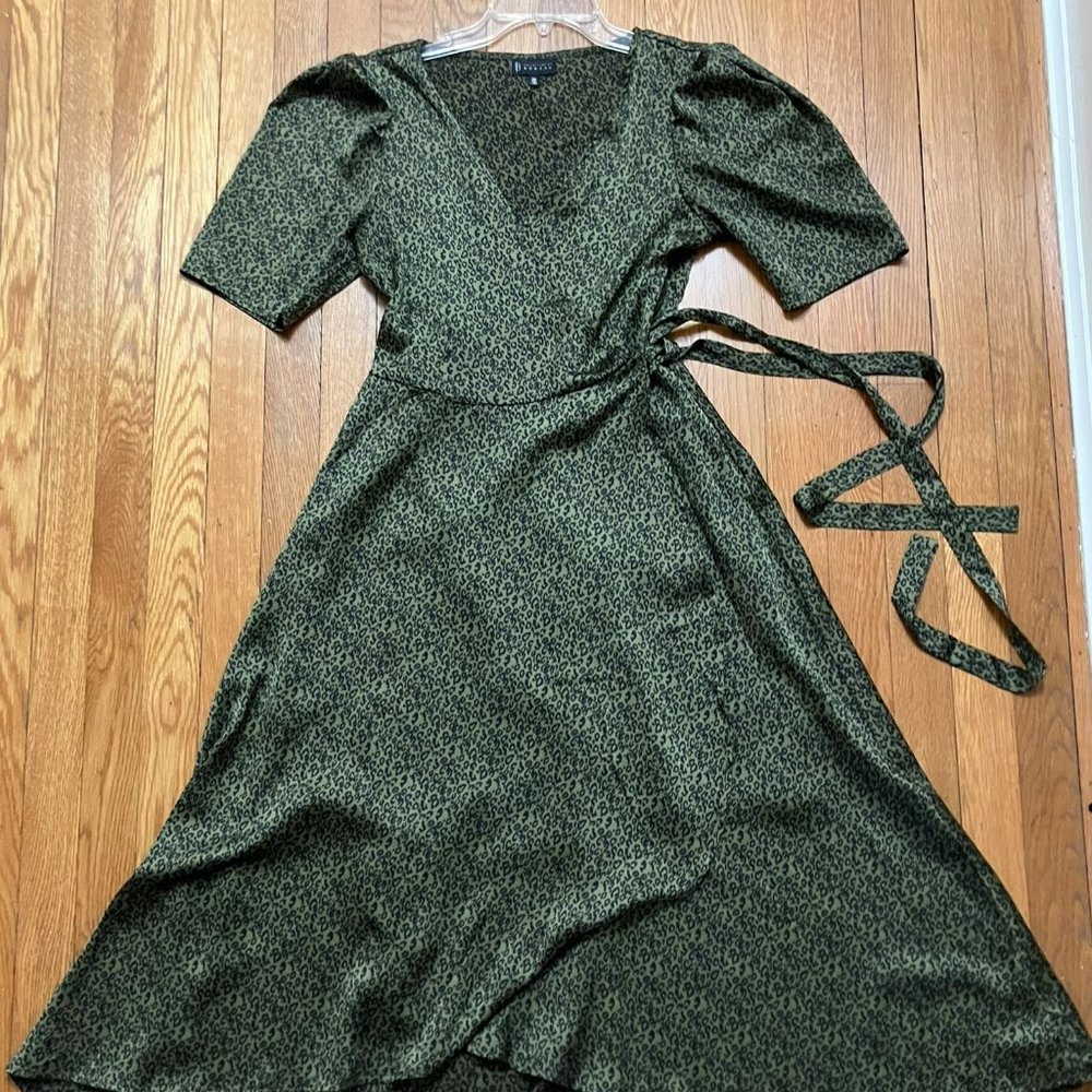 B Collection By bobeau Full Wrap Midi Dress Size M